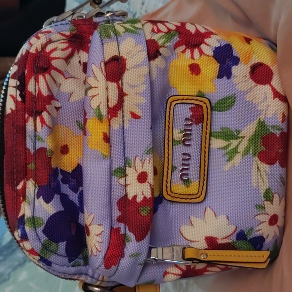 Miu Miu Small Floral Crossbody Body, Perfect Spring Summer Bag - Picture 2 of 6